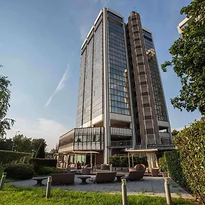 https://the-hub.it-lombardy.com
