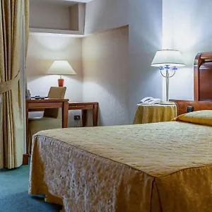 https://pineta-palace.it-romehotels.com