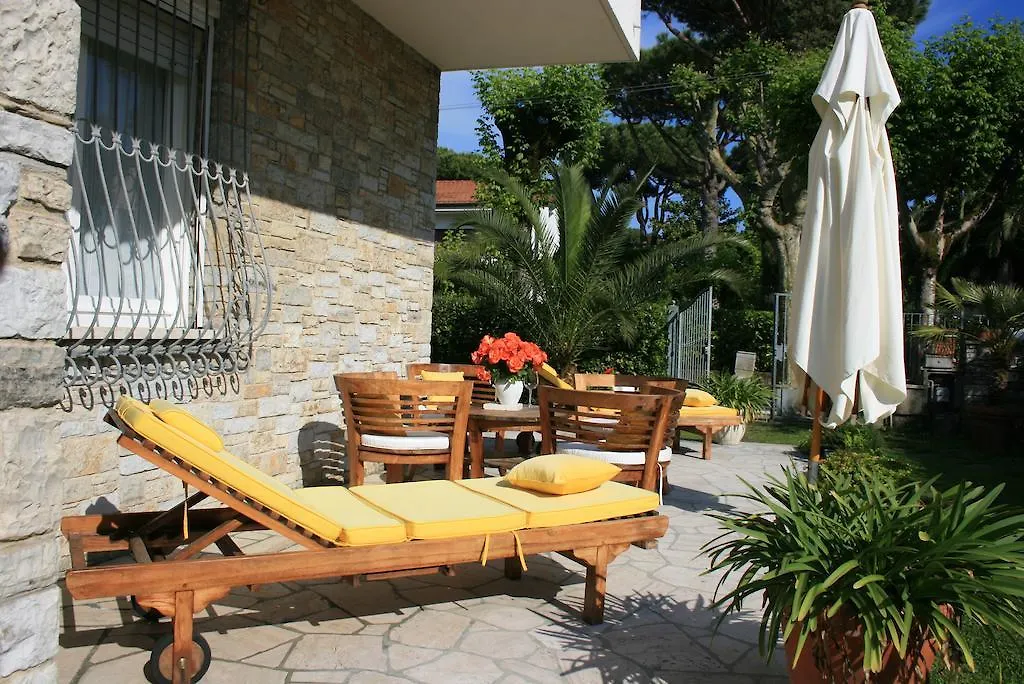 B&B Ortensia Forte dei Marmi 0*,