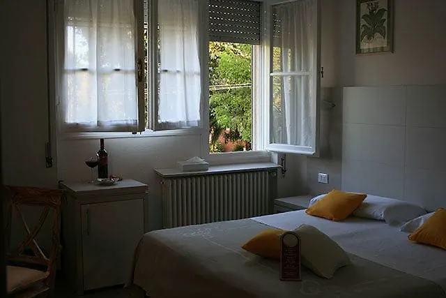 B&B Ortensia Forte dei Marmi 0*,  Italia